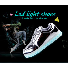 Unisex mujeres hombres USB carga luz intermitente zapatillas LED zapatos